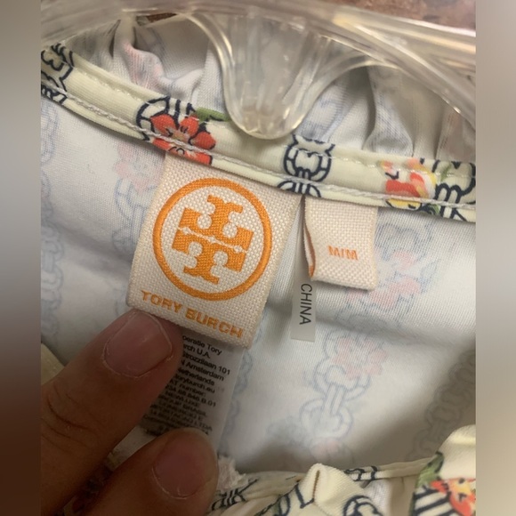 Tory Burch Gemini Link Rose Print Ruffled Surf Shirt - Picture 4 of 5